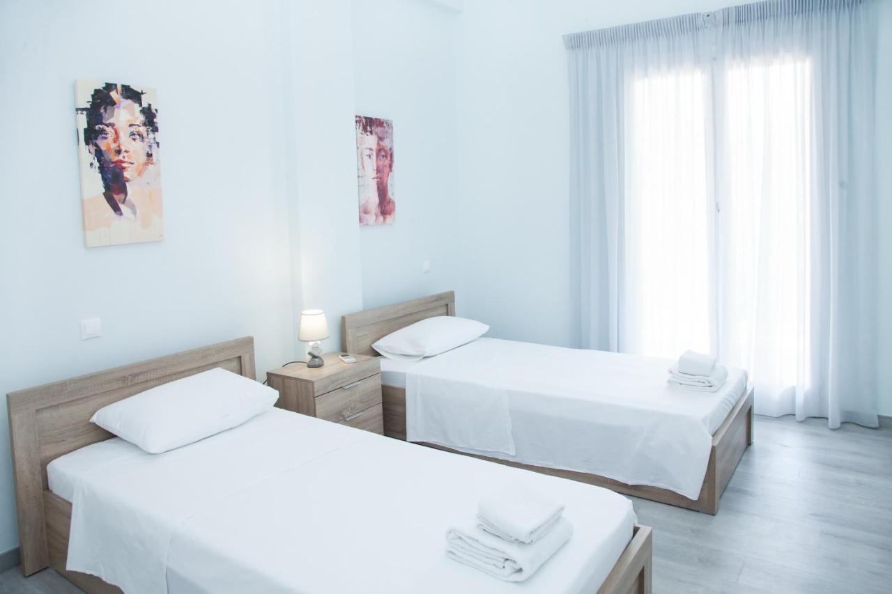 Sunny And Minimal Apt In Glyfada With 3 Bdrm Атина Екстериор снимка